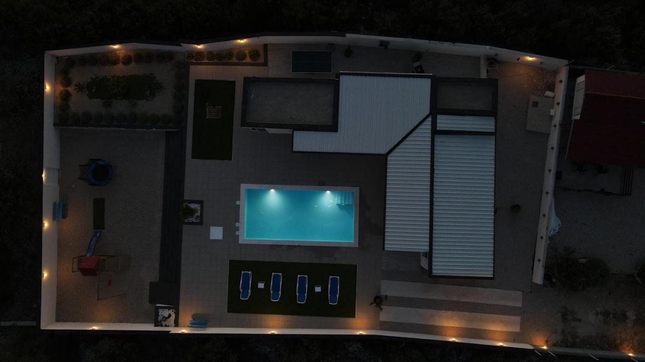 Resort Renjeland 希贝尼克 外观 照片